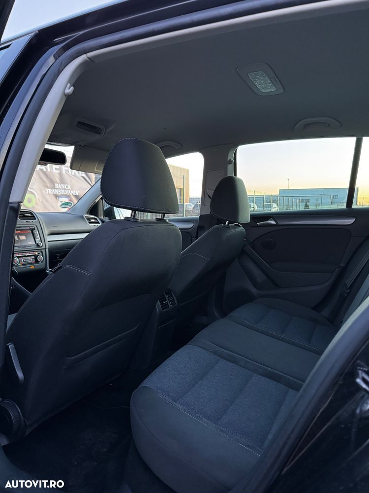 Volkswagen Golf 1.6 TDI DPF BlueMotion Technology Comfortline - 9