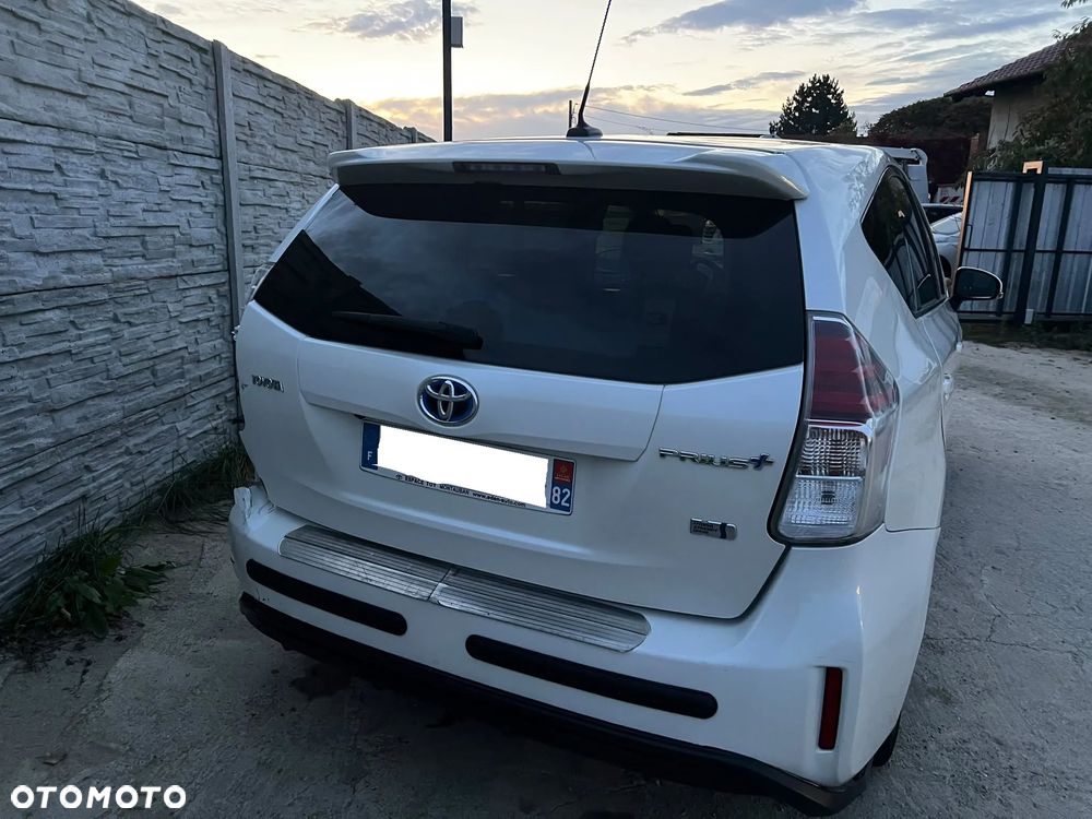 Toyota Prius+ (Hybrid) - 21