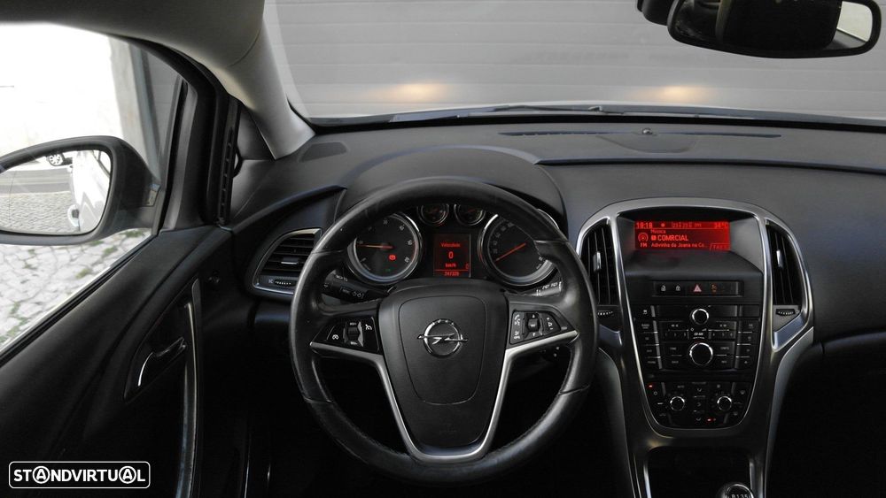 Opel Astra Sports Tourer 1.7 CDTi Cosmo - 31