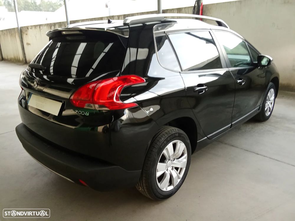 Peugeot 2008 82 VTI Allure - 4
