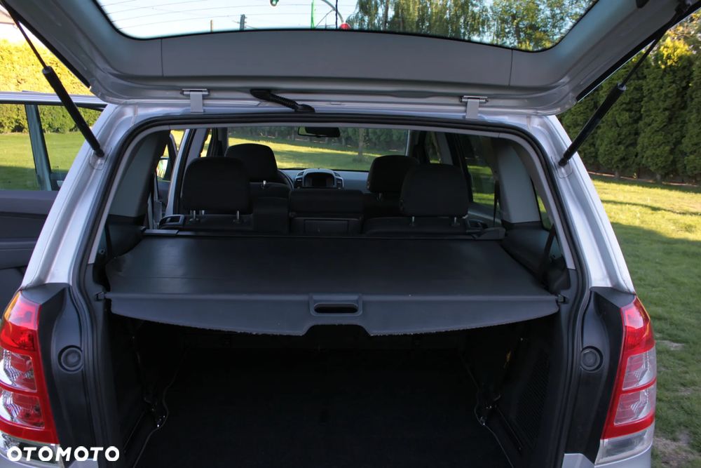 Opel Zafira - 15
