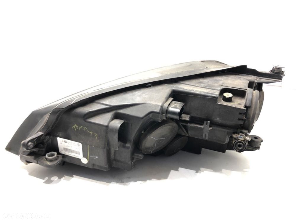 REFLEKTOR PRAWY PRZÓD USA  VW GOLF VII (5G1, BQ1, BE1, BE2) 2012 - 2022 1.8 TSI 125 kW [170 KM] - 3