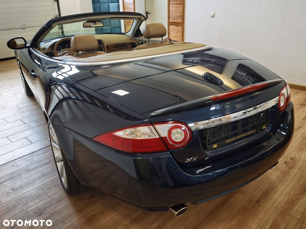 Jaguar XK 4.2 V8 - 11