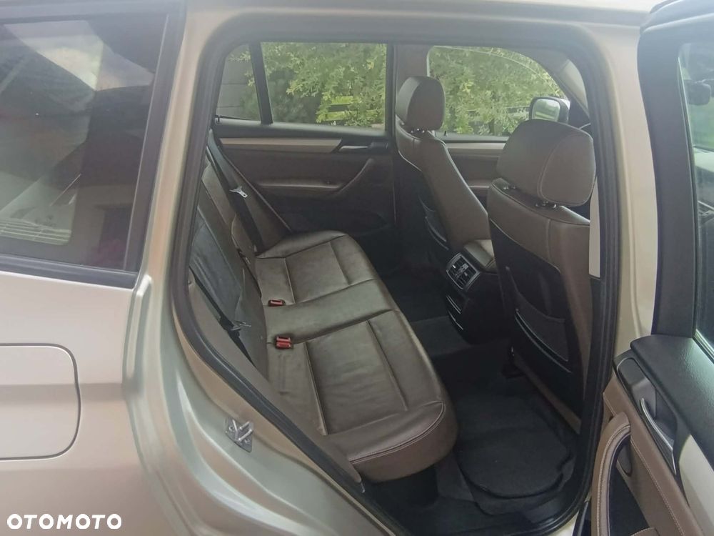 BMW X3 xDrive20d - 12