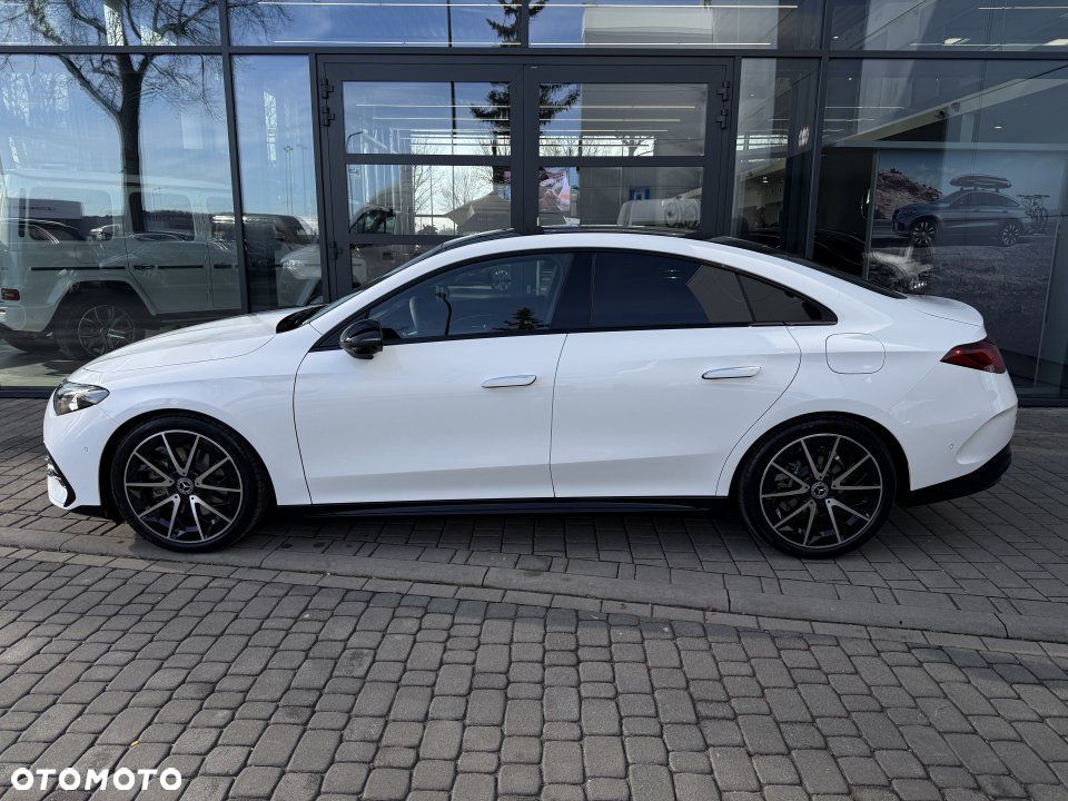 Mercedes-Benz CLA - 2