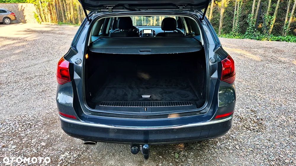 Opel Astra 1.4 Turbo Exklusiv - 32