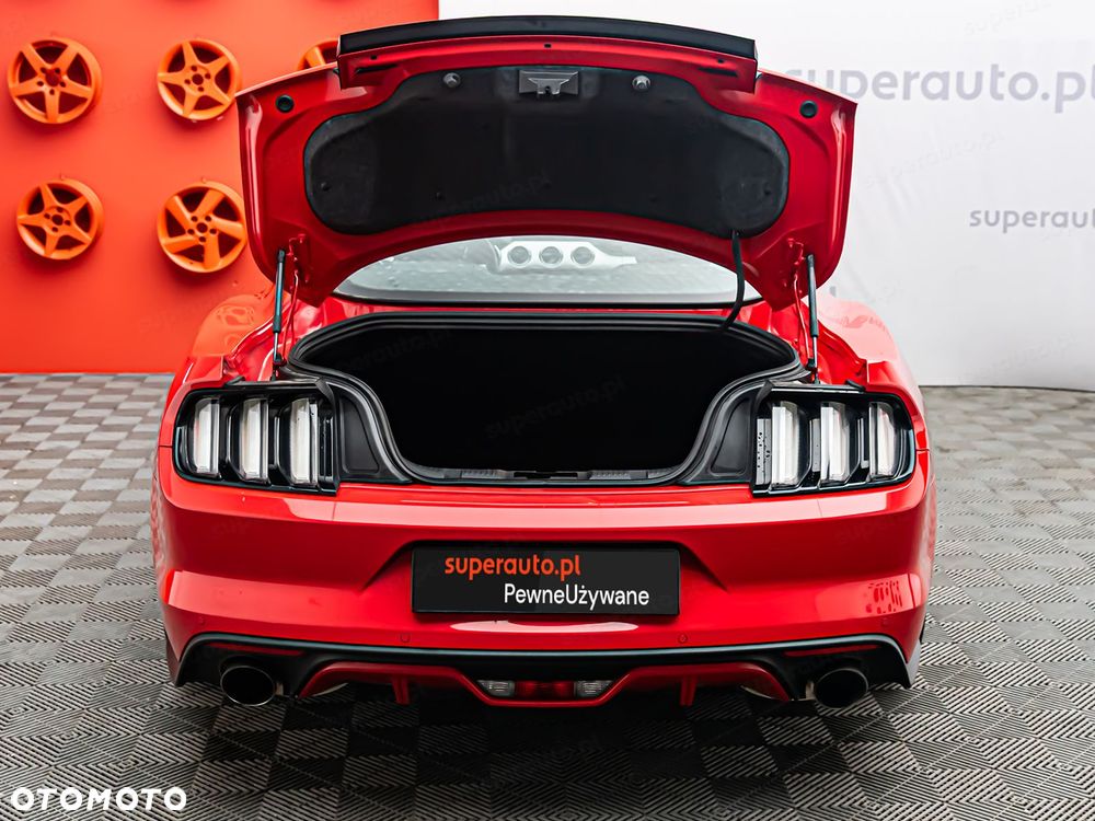 Ford Mustang 5.0 V8 GT - 32