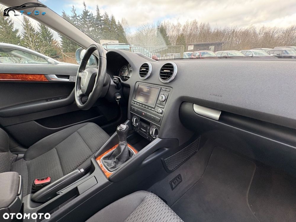 Audi A3 Sportback 1.4T FSI Ambiente - 26