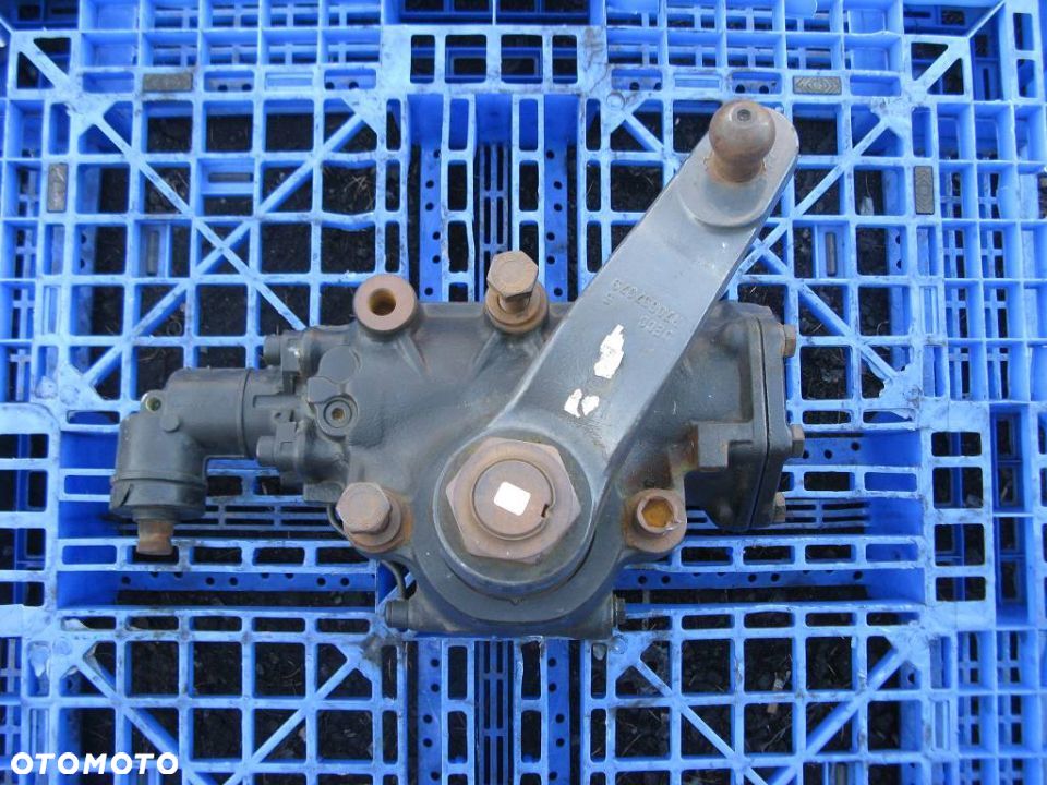 # RENAULT PREMIUM DXI KOLUMNA KIEROWNICZA KIEROWNICY - 1