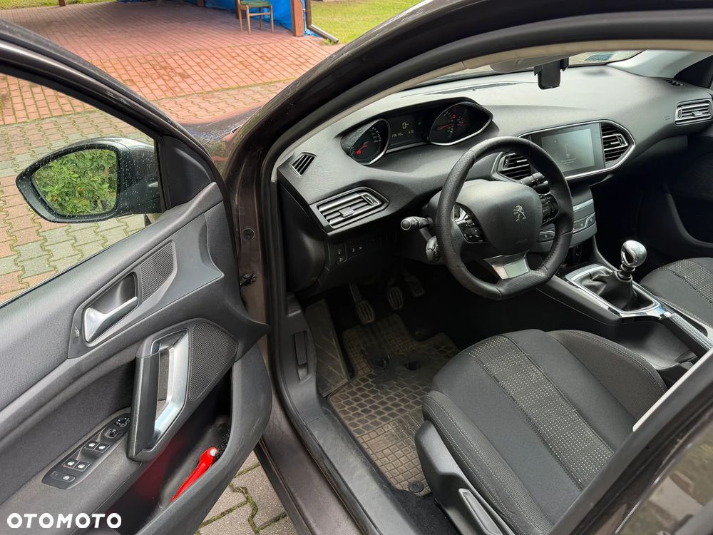 Peugeot 308 BlueHDi 120 Stop & Start Allure - 13