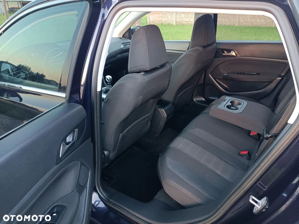 Peugeot 308 PureTech 130 GPF Stop & Start Tech Edition - 8