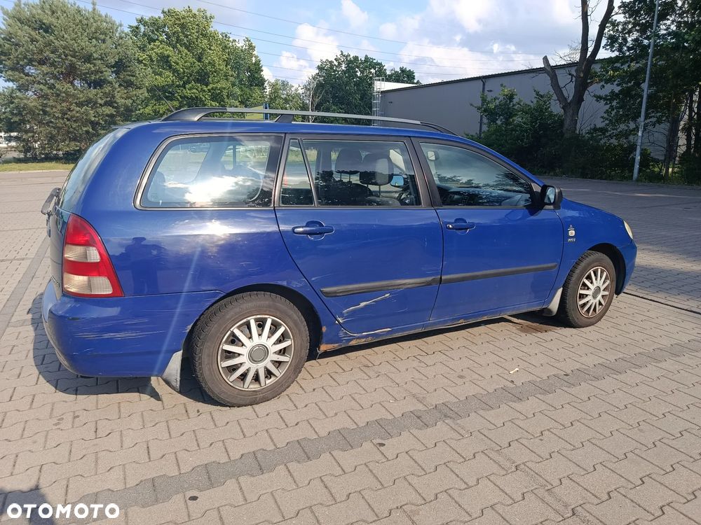 Toyota Corolla 1.4 VVT-i Base - 4