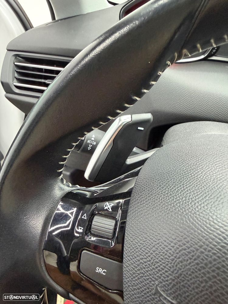 Peugeot 308 - 15