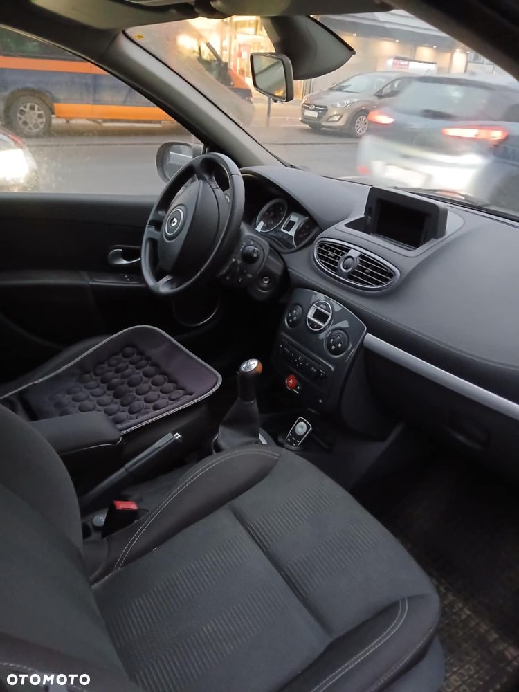 Renault Clio 1.2 16V Dwudziestka - 5