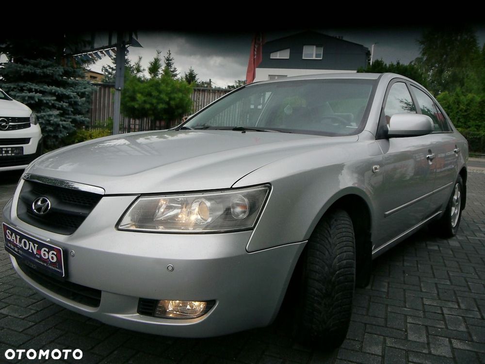Hyundai Sonata 2.4 GLS - 8