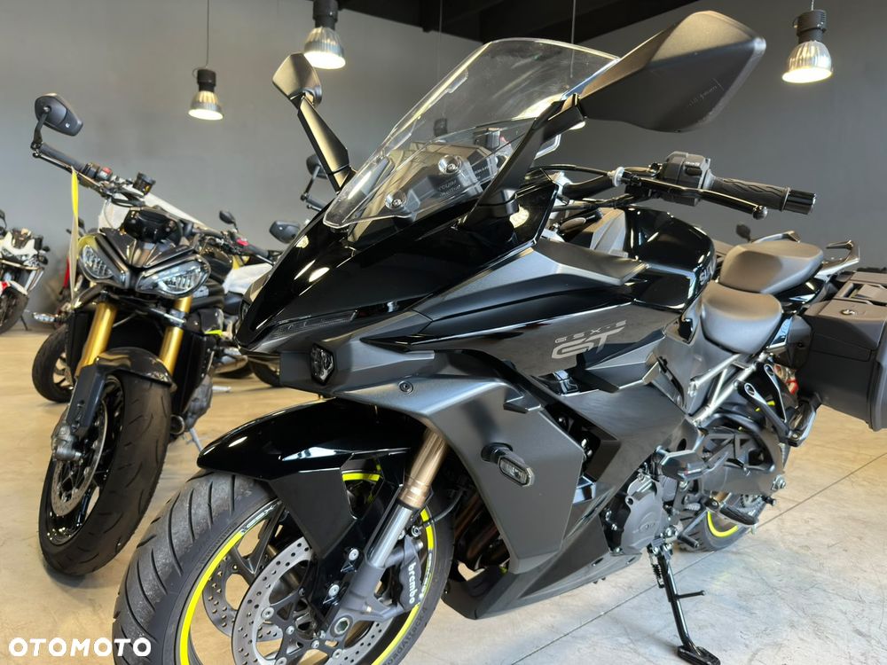 Suzuki GSX 1000 - 8
