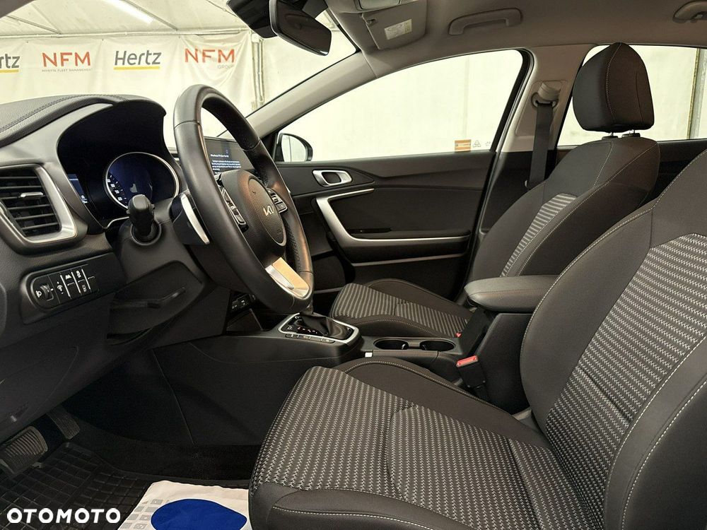 Kia XCeed - 13