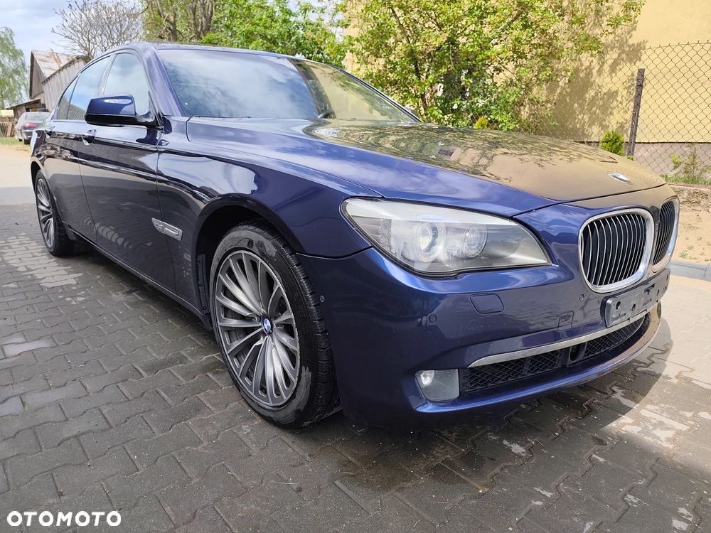 BMW Seria 7 750i L xDrive - 4