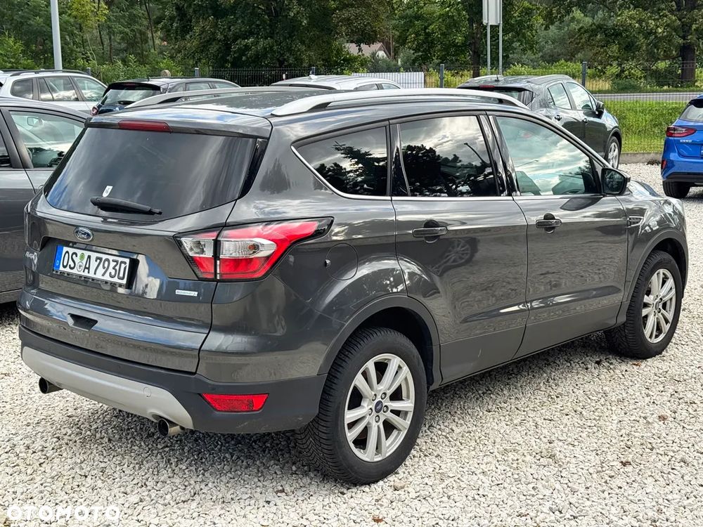 Ford Kuga 1.5 EcoBoost 2x4 Titanium - 10