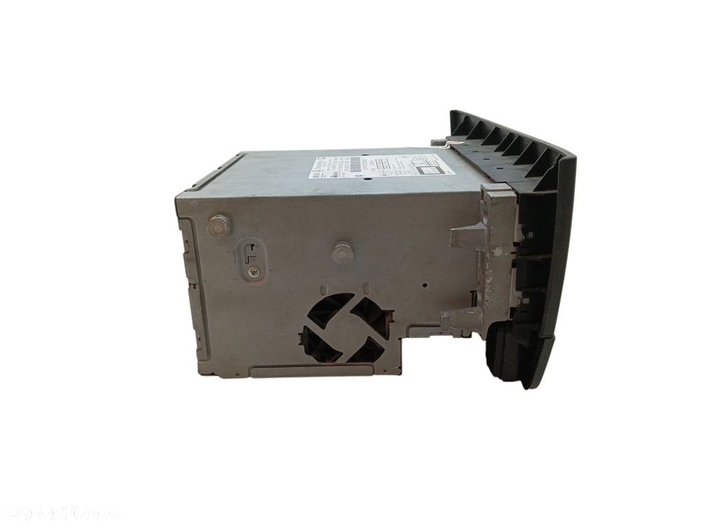 RADIO MERCEDES C W204 LIFT (2011-2014) 1.6 CGI 156KM A2049009510 - 8