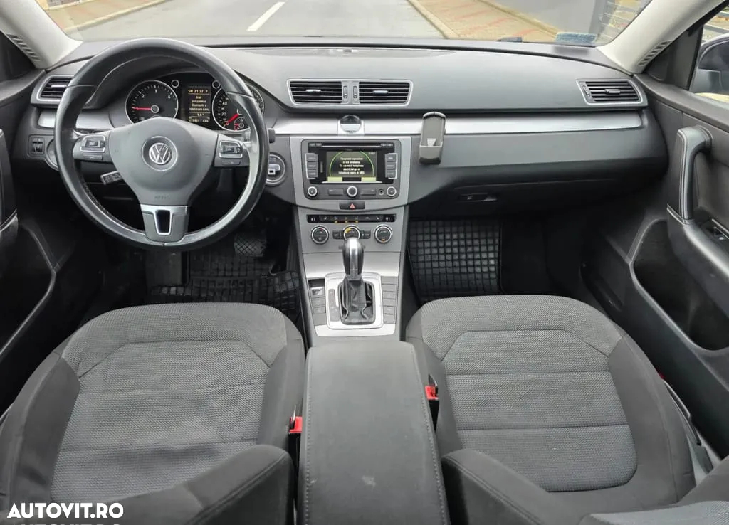 Volkswagen Passat Variant 2.0 TDI DSG BlueMotion Technology Comfortline - 5