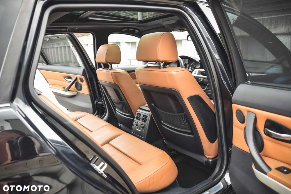 BMW Seria 3 335d - 22