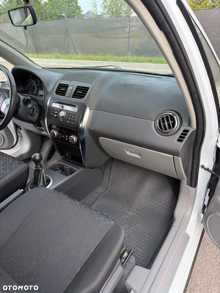 Suzuki SX4 - 3