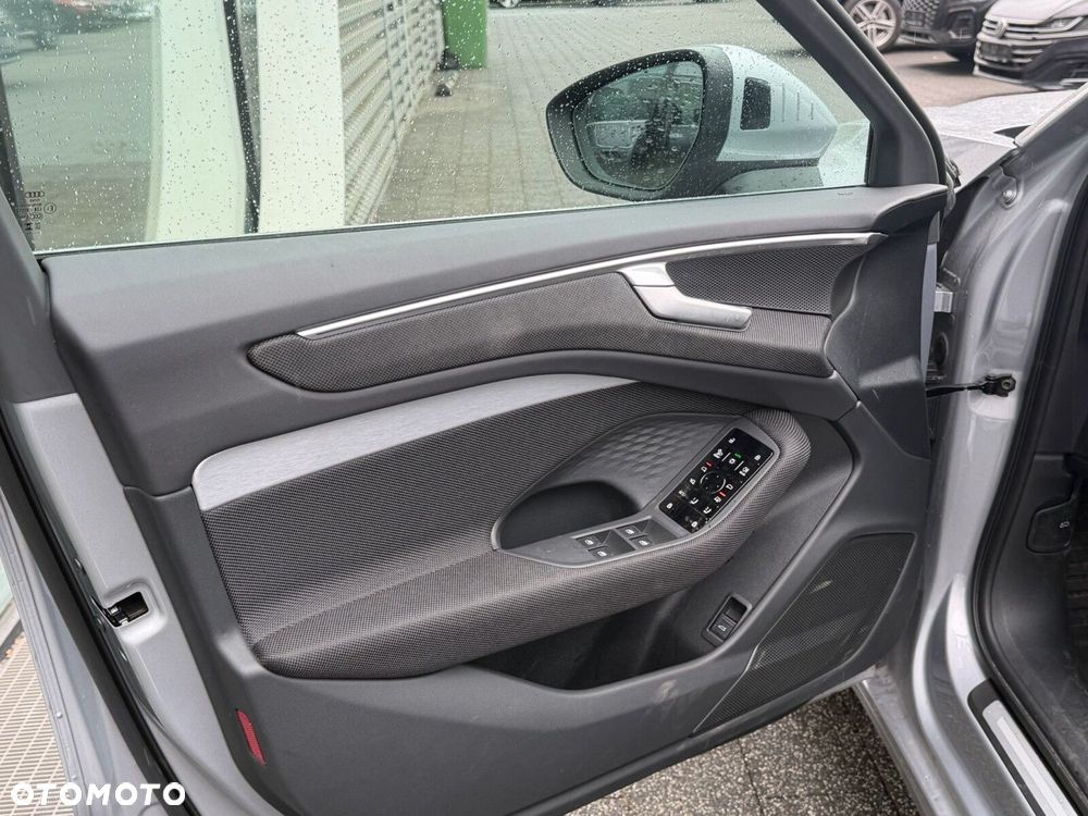 Audi A6 Avant - 8