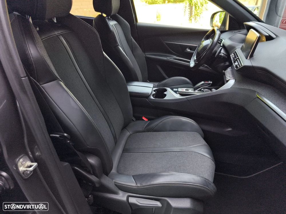 Peugeot 5008 1.5 BlueHDi GT Line EAT8 - 17