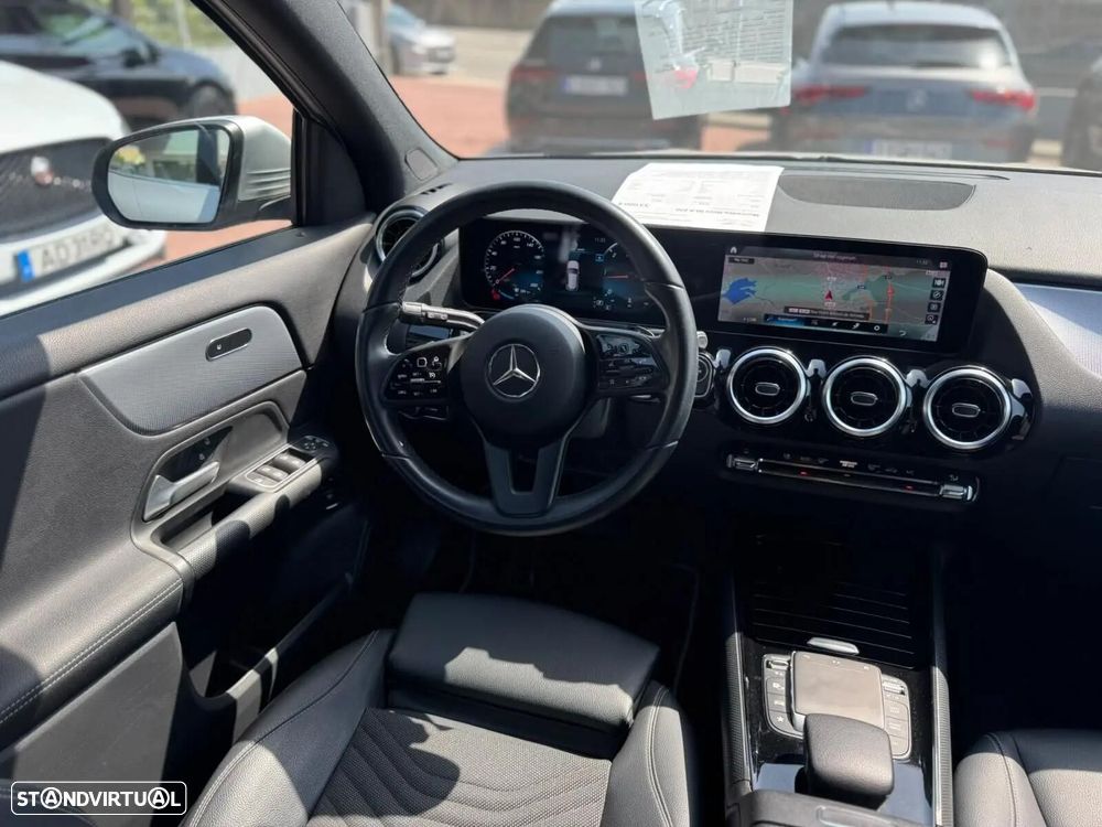 Mercedes-Benz GLA 200 d 4Matic 8G-DCT Special Edition - 12