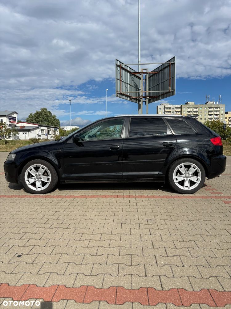 Audi A3 Sportback - 6