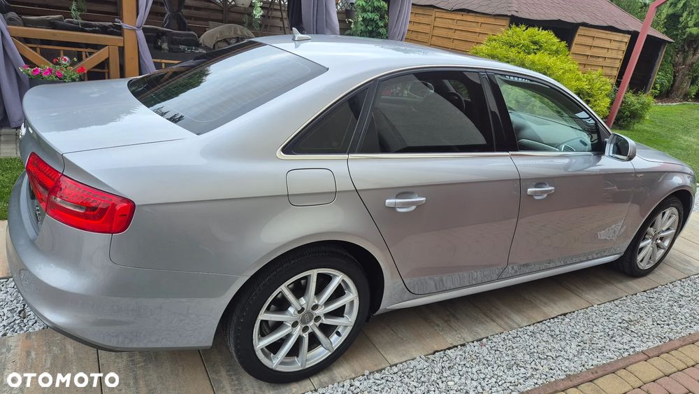 Audi A4 Limousine - 9