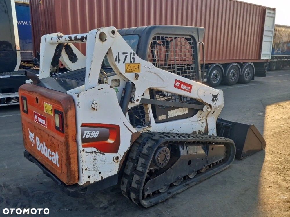 Bobcat T590 - 4