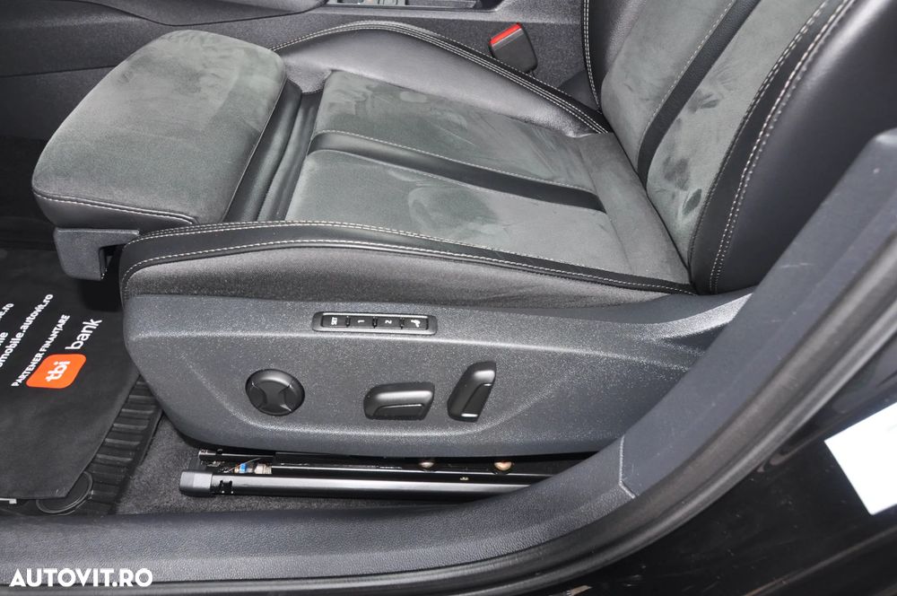 Skoda Octavia 2.0 TDI DSG 4X4 Scout - 16