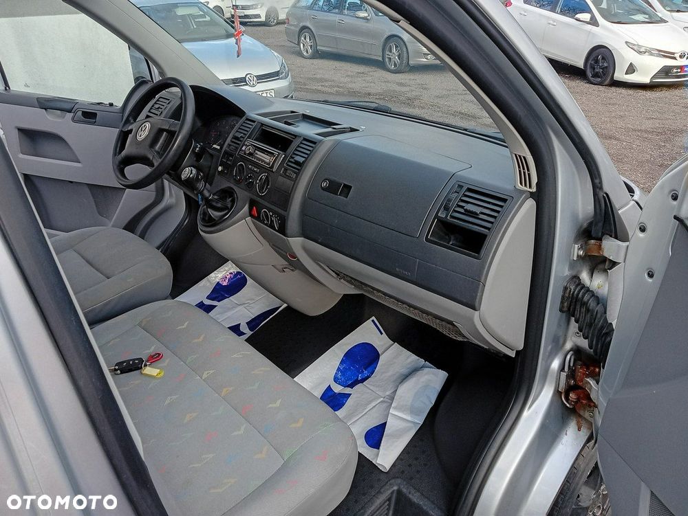 Volkswagen Transporter - 9