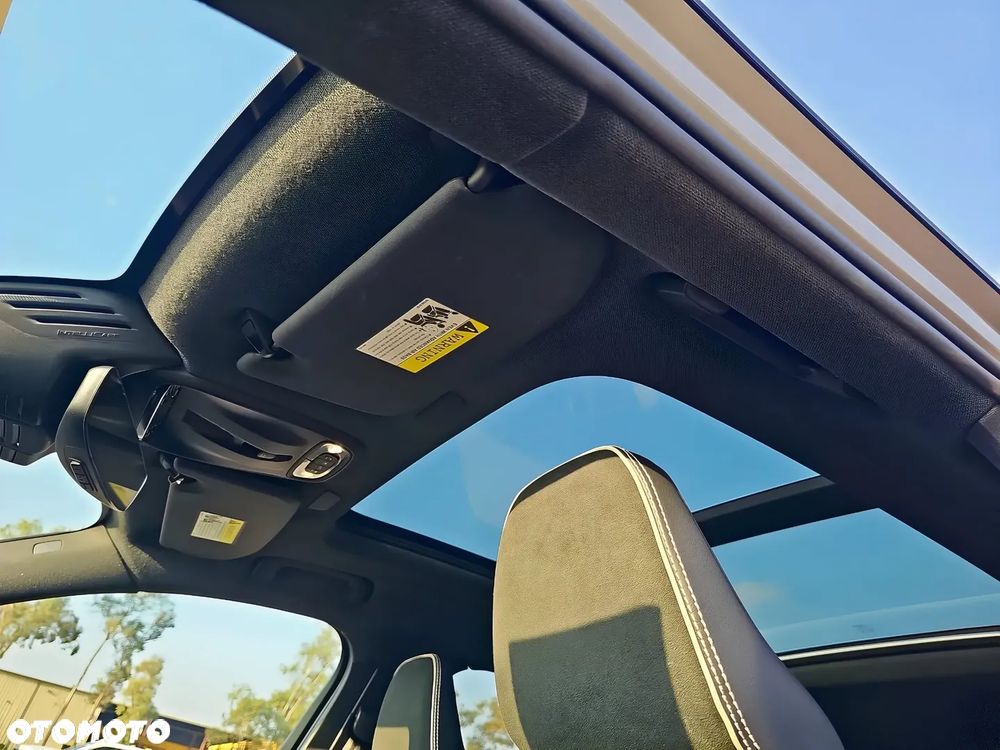 Volvo XC 40 T5 AWD Geartronic R-Design - 9