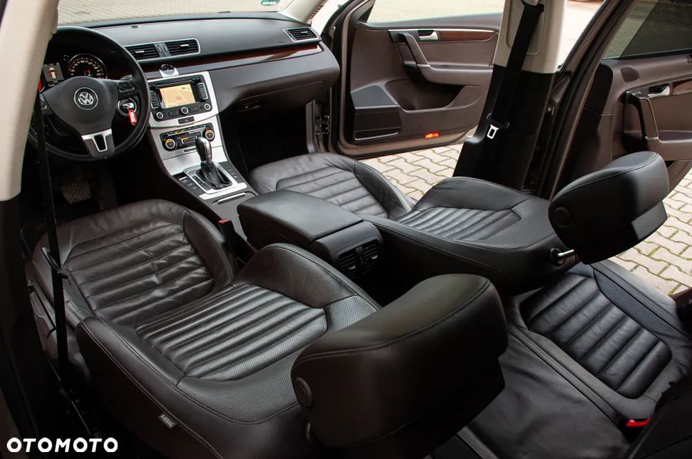Volkswagen Passat 2.0 TDI DPF Highline DSG - 24