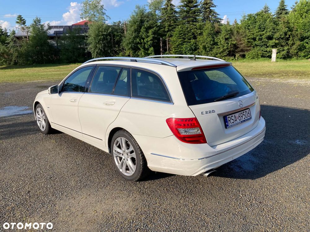 Mercedes-Benz Klasa C 220 CDI BlueEff Edition Avantgarde - 2