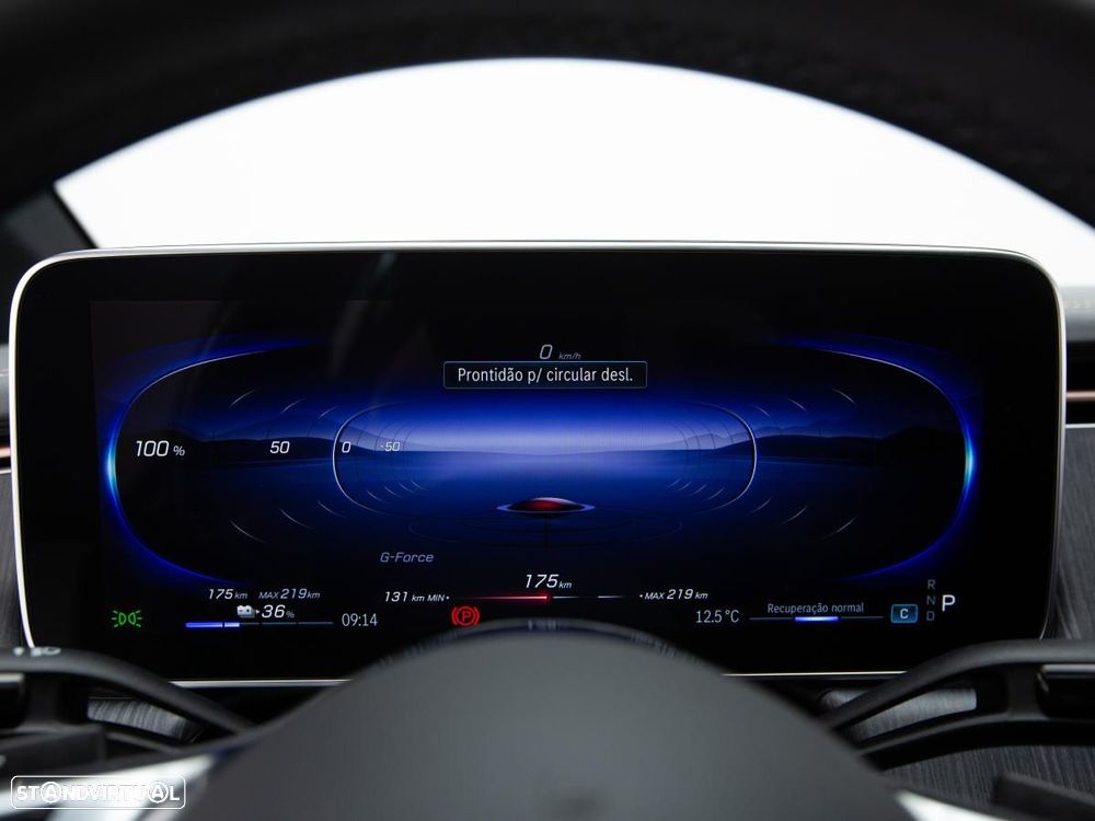 Mercedes-Benz EQE 350 - 27