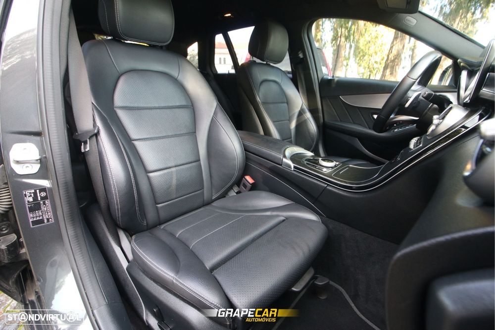 Mercedes-Benz C 300 de AMG Line - 16