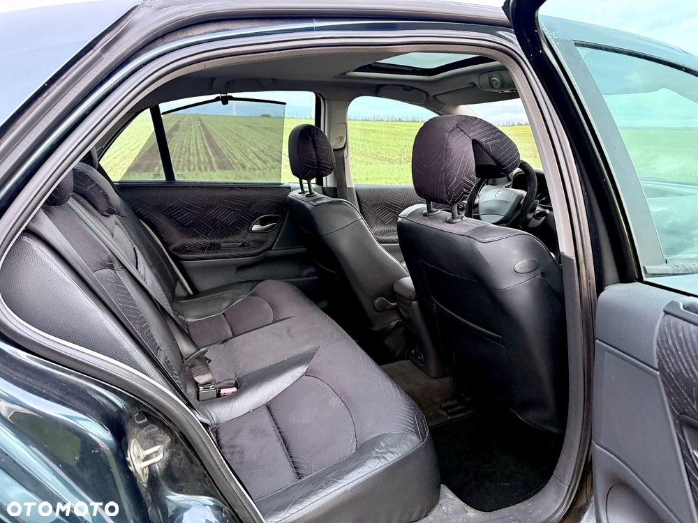 Renault Laguna - 12
