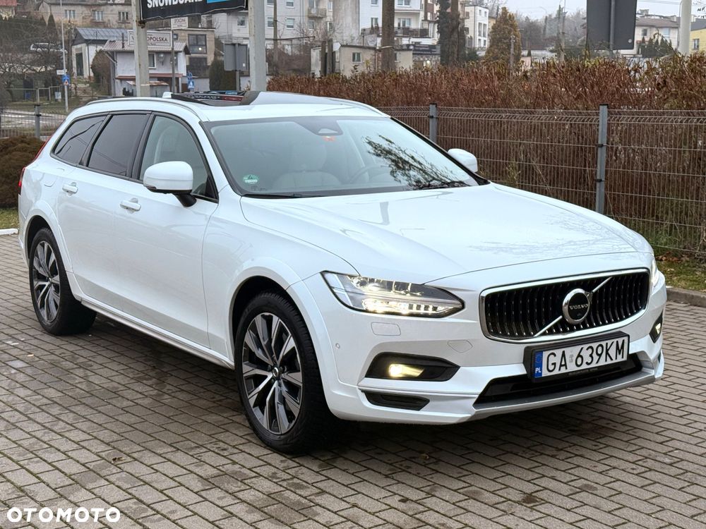 Volvo V90 Cross Country B5 D AWD Ultimate - 22