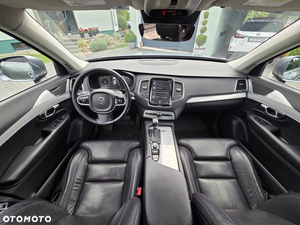 Volvo XC 90 T5 AWD Momentum - 12