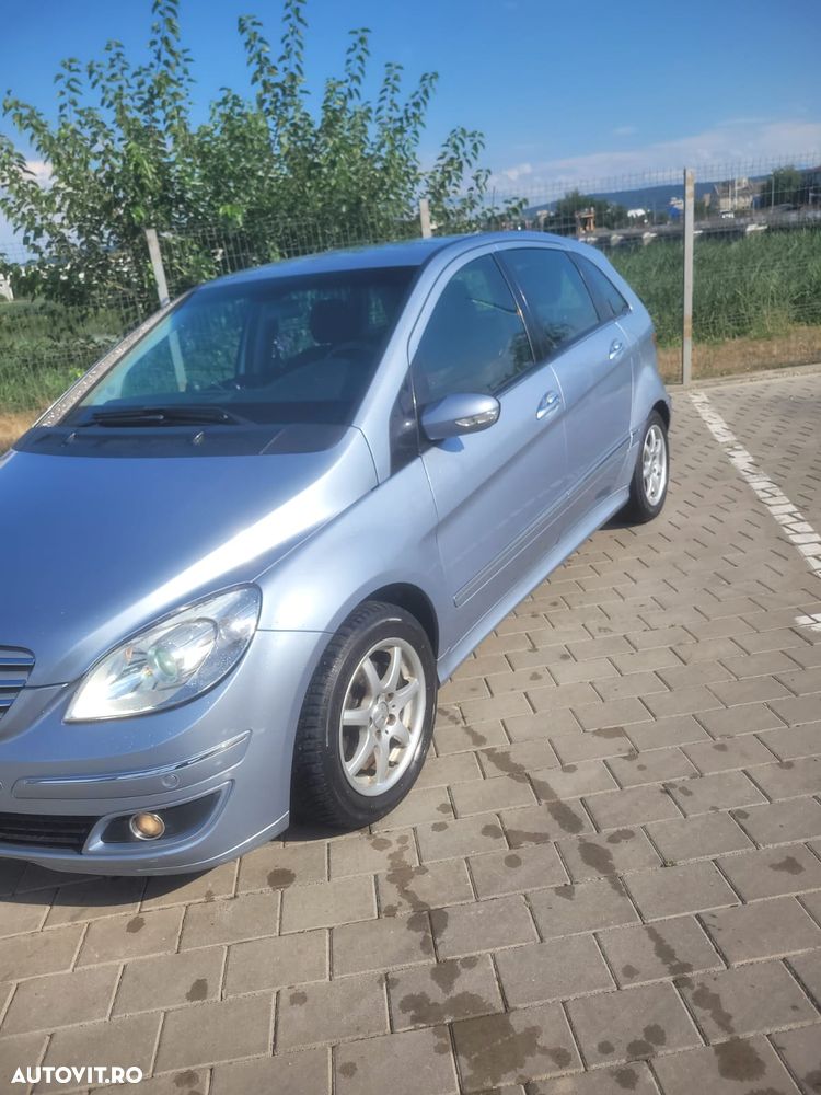 Mercedes-Benz B 200 CDI - 7