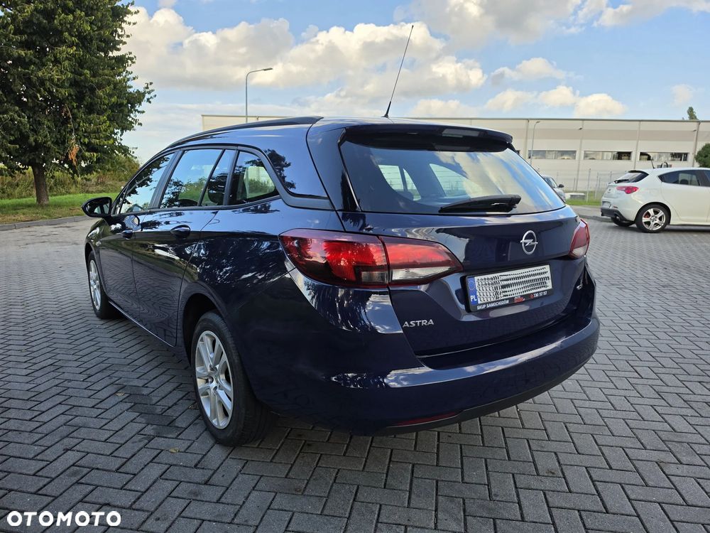 Opel Astra 1.6 CDTI Enjoy - 4