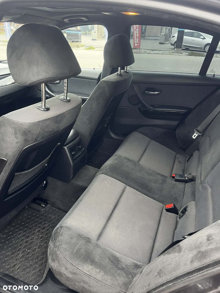 BMW Seria 3 320d - 14