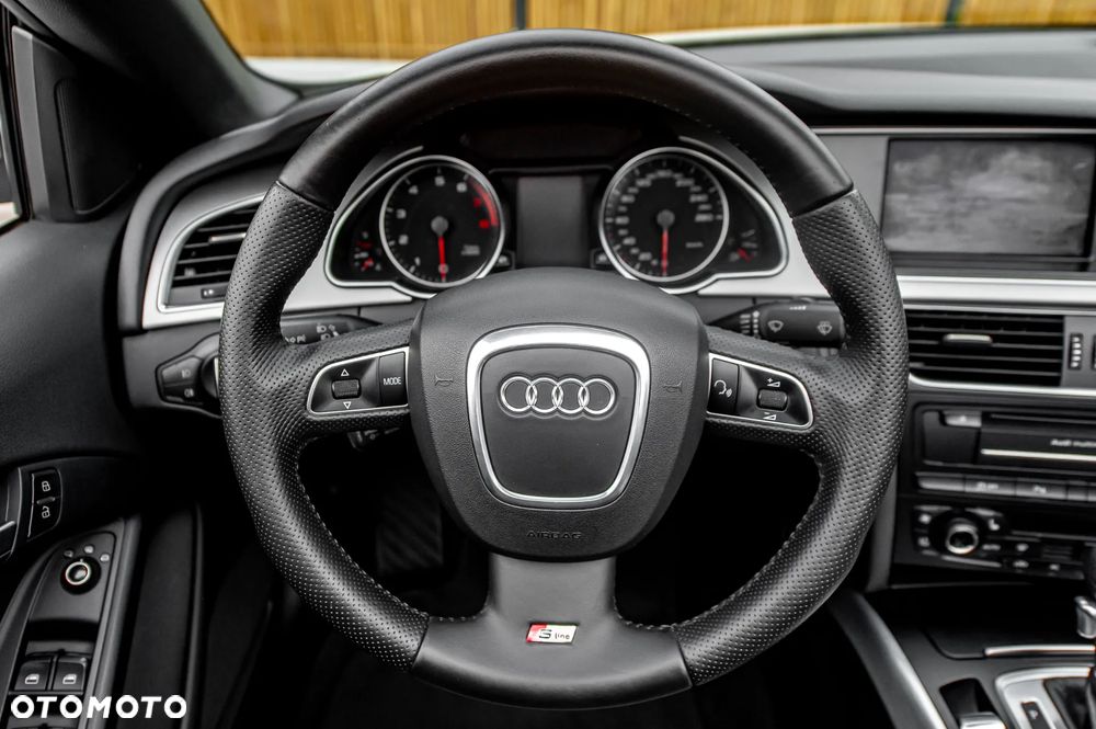 Audi A5 Cabrio - 30