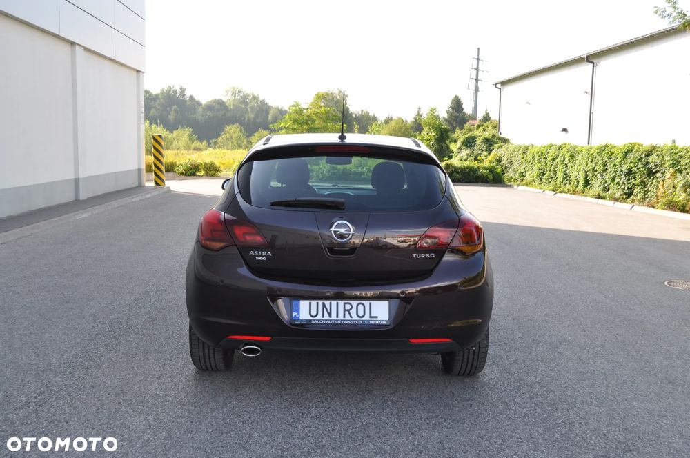 Opel Astra 1.4 Turbo - 9