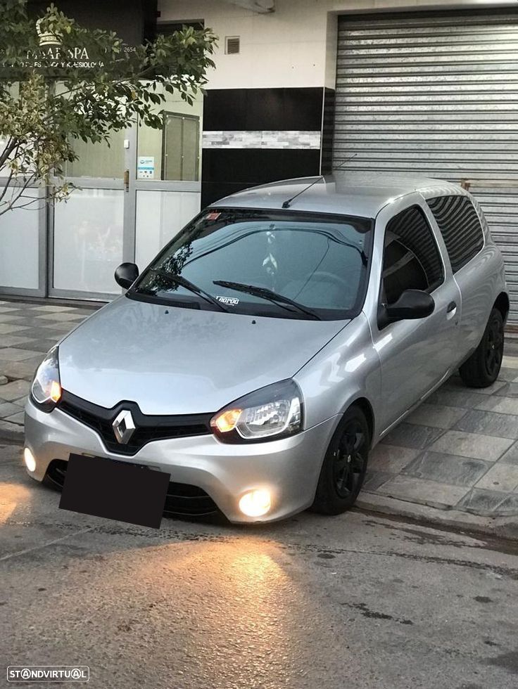 Renault Clio 1.5 dCi Dynamique S - 3