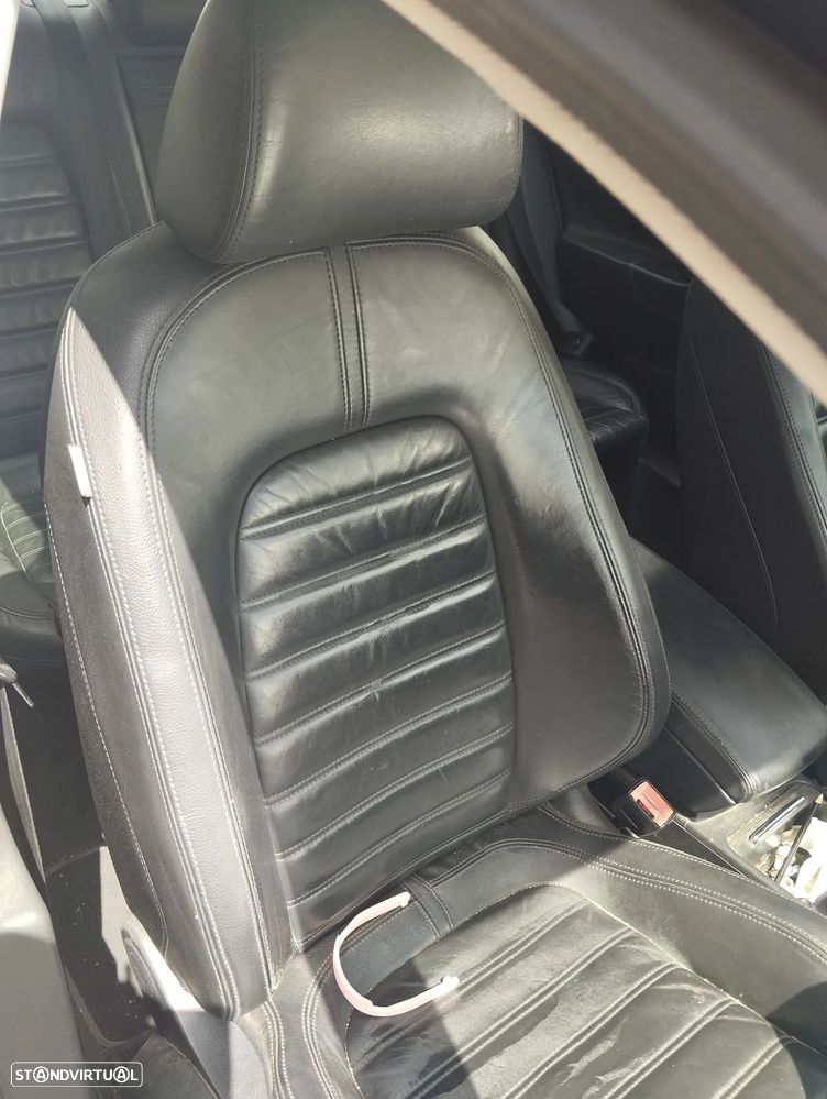 VW Passat 2.0 TDI Edition Highline DSG - 14